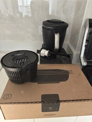 Thermomix TM7, sehr wenig gebraucht und in ausgezeichnetem Zustand.