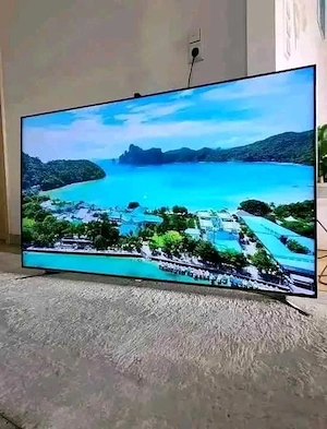 Neben Fernsehen