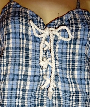 TOP, T-SHIRT, ärmellos, Gr. 38 -NEU !- blau weiß kariert, Rebbeleffekt 