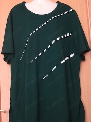 T-SHIRT, Gr. 50 -NEU- dunkelgrün mit 3 weiß grünen Schrägstreifen