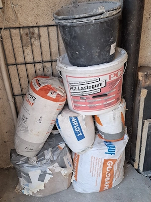 Konvolut Baustoffe: Knauf Goldband, Rotband, Uniflott, PCI,aks
