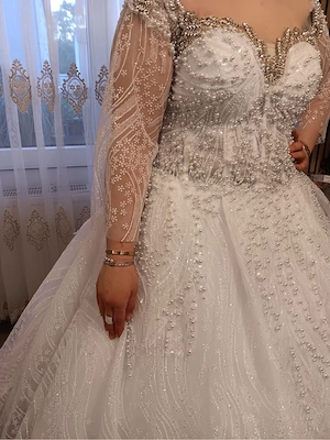 Brautkleid und Henna Kleid, Paketpreis neu