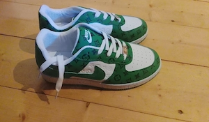 nike Schuhe neu Gr 39