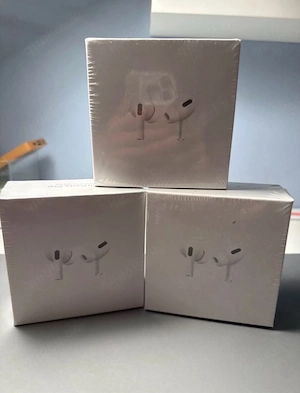 Apple AirPods Pro (1. Gen) mit Wireless Charging Case Neu & OVP (3x vorhanden)