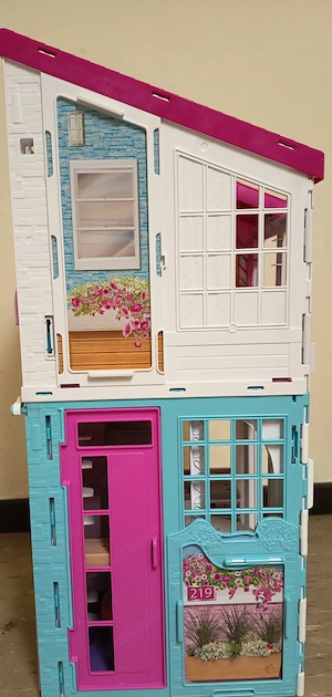 Barbie Malibu Traumhaus von Mattel   Modell FXG55