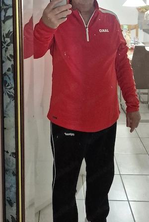 Suche nette feminine Sie bis 70Jh