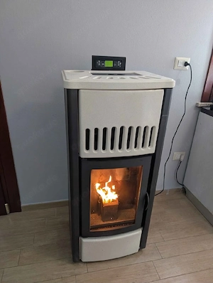 11,5 kW Palladio Austria Pellet-Kaminofen für den Abluftkanal