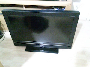 Metz Axio Pro Fernseher mit Fernbedienung 32 Zoll guter Zustand