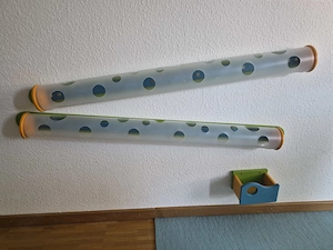 Hochwertige Kugelbahn zur Wandbefestigung von Wehrfritz