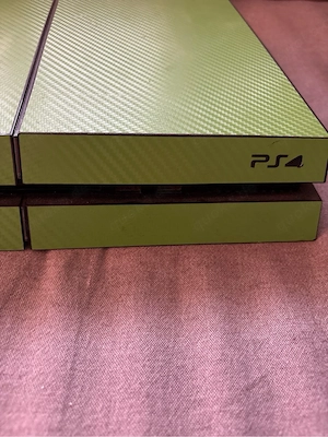 Playstation 4 mit grüner folie Bild 2