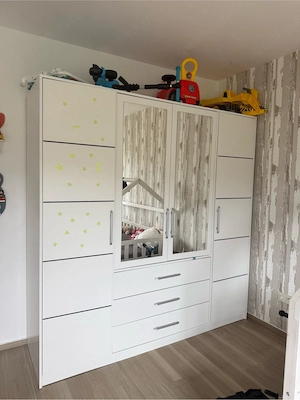 kleiderschrank