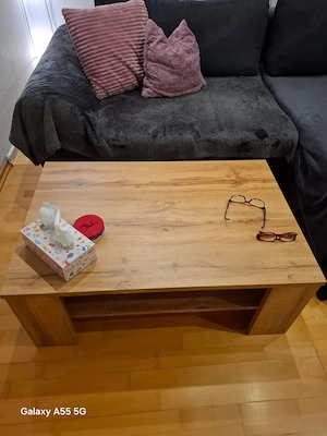 Wohnzimmertisch