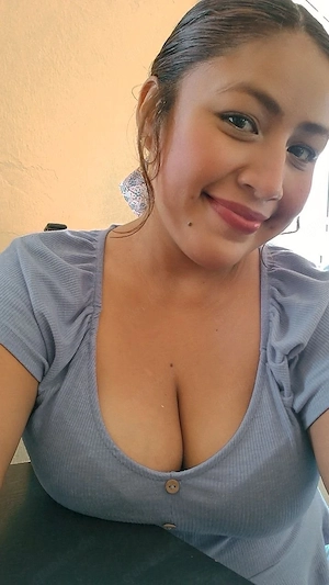 bietet blowjob an