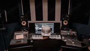 Junge Falsett- Knaben -Sopranstimme für DJ-Projekt gesucht 