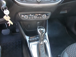 Opel Crossland X INNOVATION 1.5 Diesel 120 PS Rückfahrkamera Lenkradheizung HU 03.2028 Bild 7