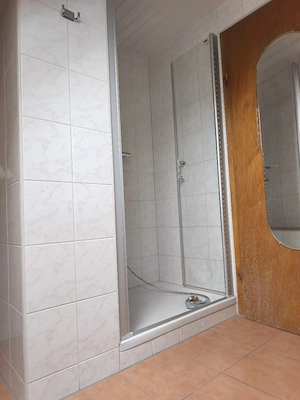 Wohnung in Hütschenhausen zu vermieten!! Bild 6