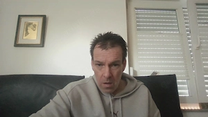 Ich 54 jahre suche sie 25 bis 50 Jahren Gesellschaft und Streicheln lecken fingern vögeln Tg
