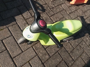 hellgrünen BIG Bobby Scooter