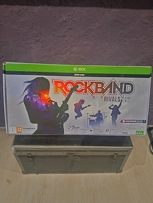 X Box One Rockband  Revals Band Kit