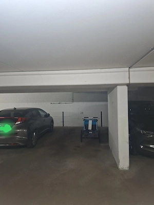 Schöner Tiefgaragenstellplatz in Hamburg Oldenfelde zu vermieten!