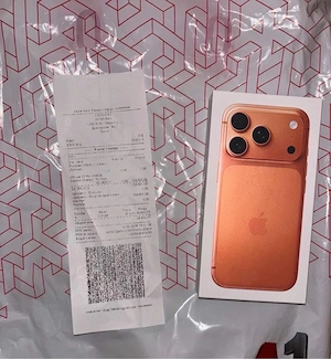 **iPhone 17 Pro 256GB - Cosmic Orange (Neu & OVP)** 