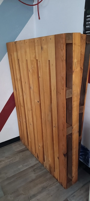 Bettuntergestell aus Holz
