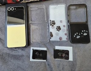 Samsung Galaxy Z Flip 6 in Gelb mit 256GB und Zubehör 