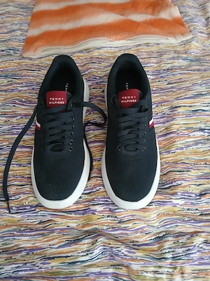 Herren Sportschuhe der Marke TOMMY  HILFIGER Neu Größe 41