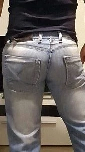 Erregt es dich als Ehemann wenn ich deine Frau als Hausfreund richtig bumse