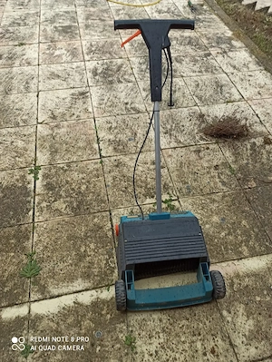 Rasen Vertikutierer: BlackDecker-LR-400