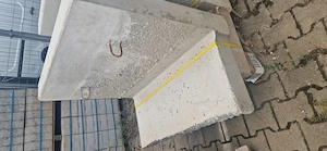 4 bewehrte L-Steine   Winkelstützen aus Beton   gebraucht