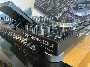 Denon Dj prime 4