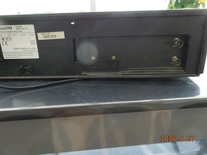 VHS Video  Gerät zu Verschenken