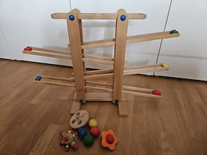 Holzkugelbahn