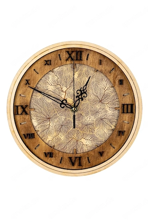 Vintage Holzwanduhr mit Baumstruktur | Römische Ziffern |