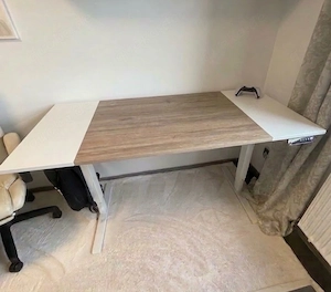 Höhenverstellbarer Schreibtisch  Gamingtisch