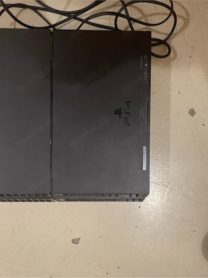 Sony Playstation 4 Konsole Schwarz+ 2 Controller  kabel