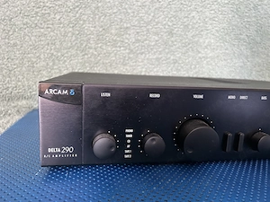 Arcam Delta 290 Stereo-Vollverstärker (HiFi), hergestellt in Großbritannien. Bild 4