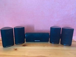 Harman Kardon HKTS 2, 7,11, 15,16 5x Lautsprecher inklusive Kabel.