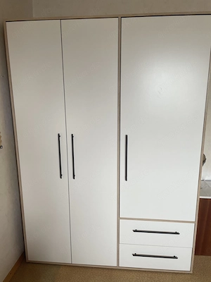 Drehtürenschrank Mokkaris 3-türig - NEU!