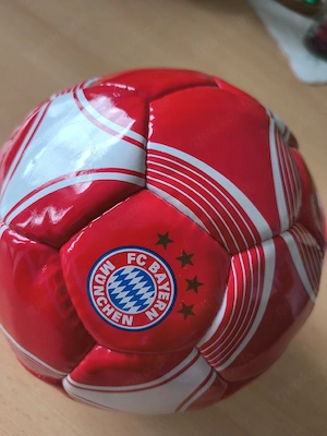 FC Bayern München Fussball, Fanartikel