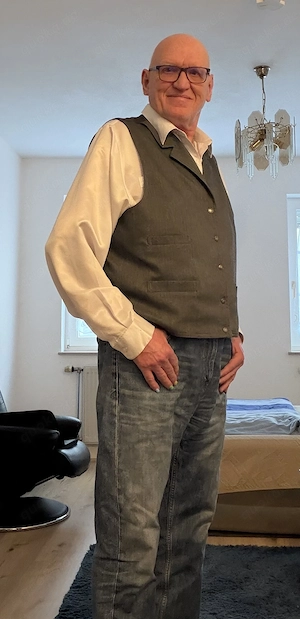 Suche älteren Mann zum blasen 