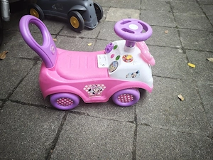 Minnie Maus Fahrzeug 