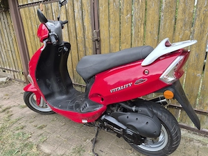 Kymco Vitality 50 2T Sport-Optik Bastler Top-Zustand rot