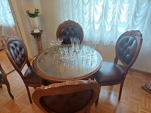 Edle Sitzgruppe, runder Tisch mit Glasplatte & 4 Lederstühle