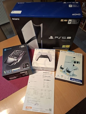 sony Playstation 5 pro digital 2TB  + 2 controllern