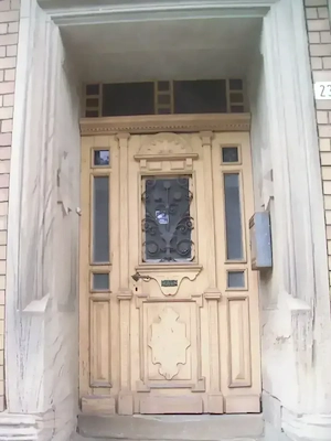 Fenster und Haustuer