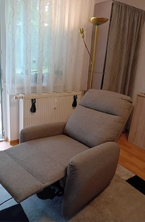 verkauft wird ein Sessel 