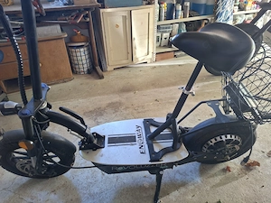 E-Scooter, Revoluzzer 3.0 45 Plus, Generation III, Elektro