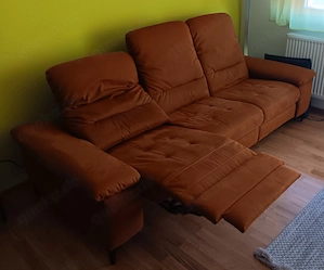 3-Sitzer-Wohnlandschaft, Fleckenschutz, 2Jahre, so gut wie neu mit einem motorisierten Relexsessel Bild 2